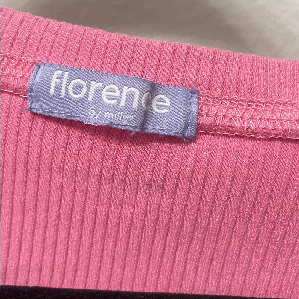 Pink Ribbed Crop Top - Picture 2 of 2